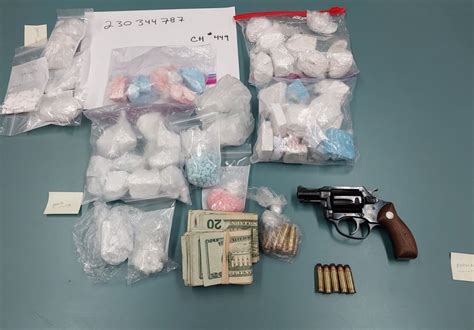 Tenderloin drug bust yields over 1,000 grams of narcotics, handgun